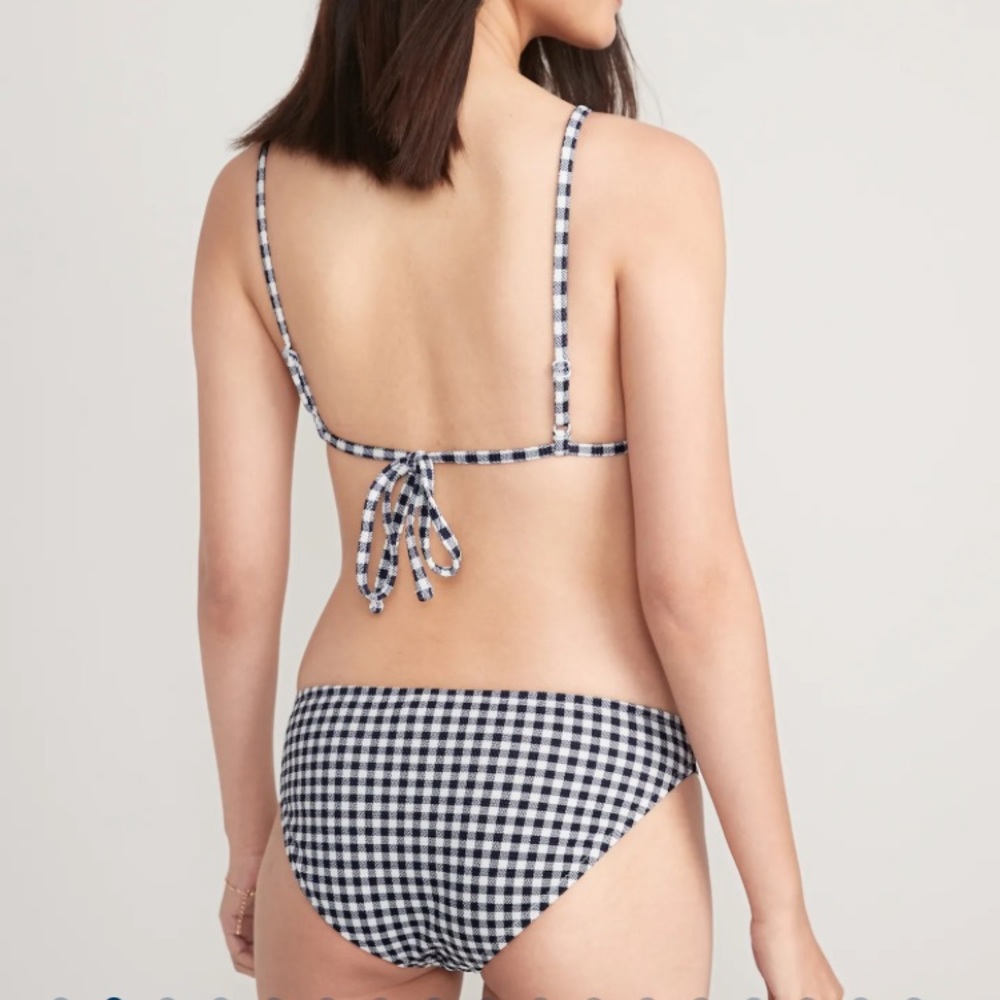 FREE w/ purchase - NWT Old Navy Bikini Bottoms - Size M